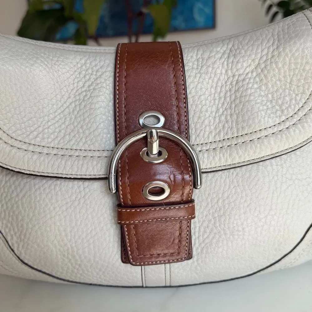 COACH Y2K Vintage Soho Medium Buckle Leather Shoulder Bag F12301 Cream Brown